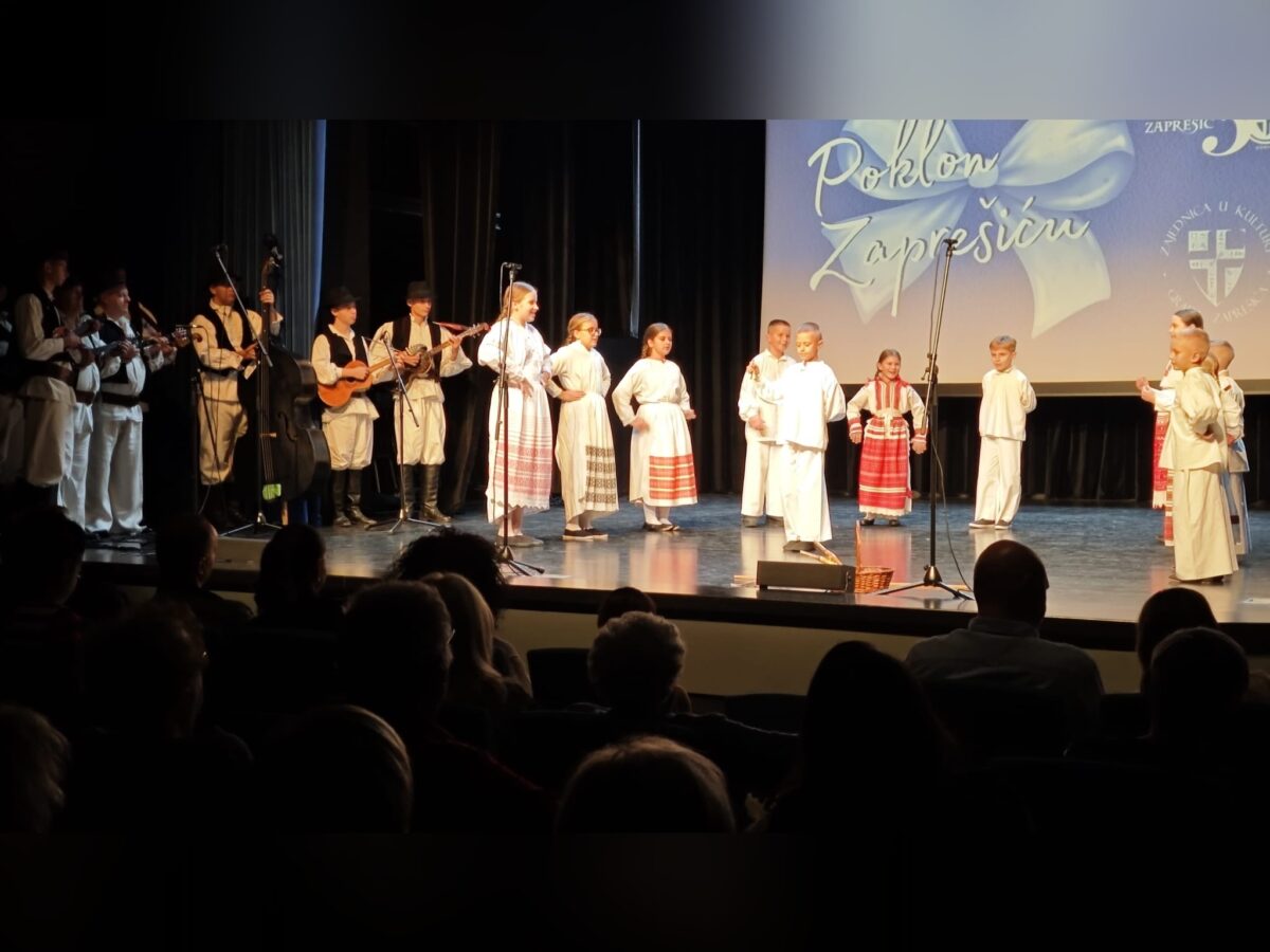 Večernji program Poklon Zaprešiću